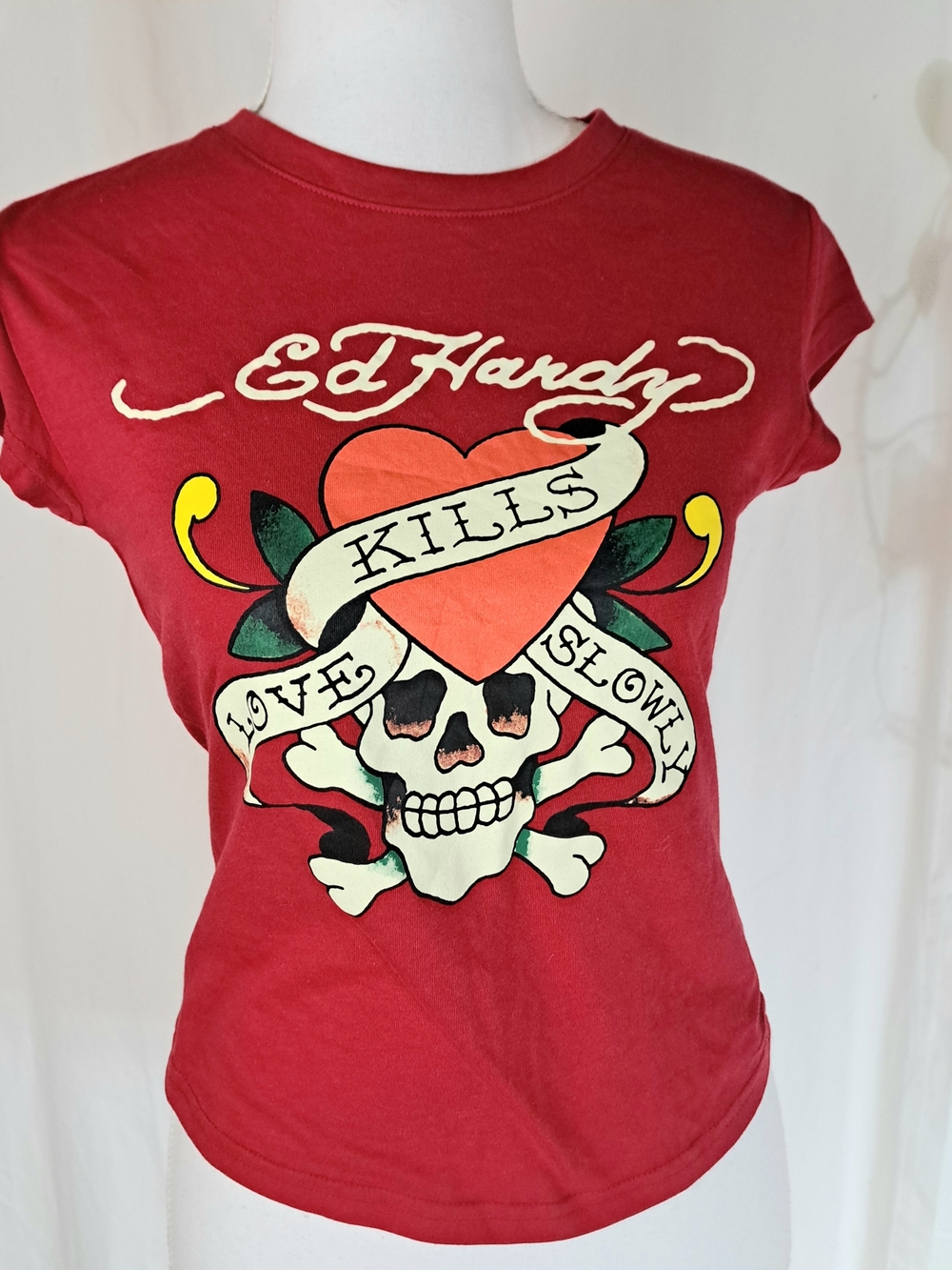 Ed Hardy Cherry Red Baby T Short Sleeve Graphic Tee with Skull Heart SZ M